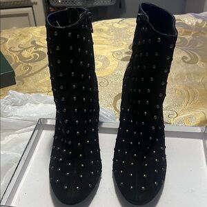 Lucky Brand Wesson2 Studded Black suade Ankle bootie Size 9